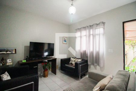 Sala de casa para alugar com 3 quartos, 80m² em Vila Verde, São Paulo