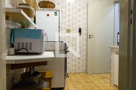 Cozinha de apartamento para alugar com 2 quartos, 70m² em Enseada, Guarujá