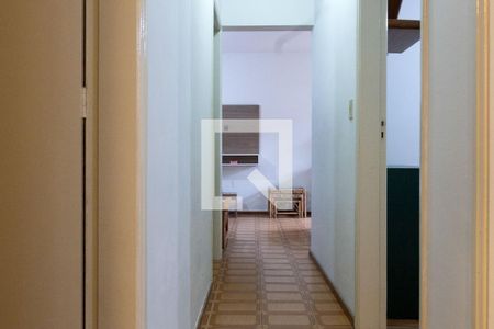 Corredor de apartamento para alugar com 2 quartos, 70m² em Enseada, Guarujá