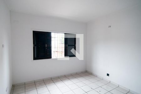 Casa para alugar com 200m², 4 quartos e 2 vagas Casa para alugar com 200m², 4 quartos e 2 vagasQuarto 3 - Suíte
