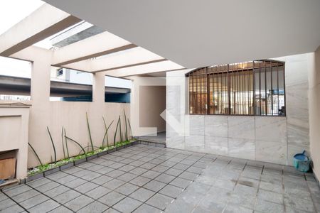 Casa para alugar com 200m², 4 quartos e 2 vagas Casa para alugar com 200m², 4 quartos e 2 vagasGaragem