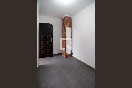 Casa para alugar com 200m², 4 quartos e 2 vagas Casa para alugar com 200m², 4 quartos e 2 vagasEdícula