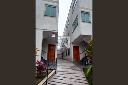 Apartamento para alugar com 35m², 1 quarto e sem vaga Apartamento para alugar com 35m², 1 quarto e sem vagaFachada do Bloco