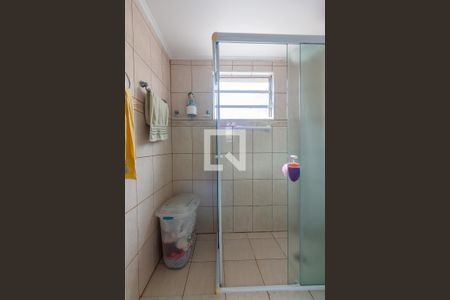 Banheiro de apartamento para alugar com 2 quartos, 65m² em Jaguaribe, Osasco