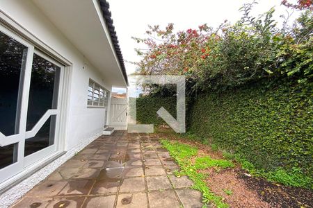 Casa para alugar com 360m², 4 quartos e 1 vagaÁrea Externa