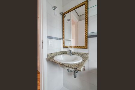 Apartamento para alugar com 64m², 2 quartos e 2 vagas Apartamento para alugar com 64m², 2 quartos e 2 vagasBanheiro