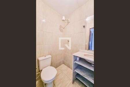 Casa para alugar com 160m², 3 quartos e 3 vagas Casa para alugar com 160m², 3 quartos e 3 vagasBanheiro Social