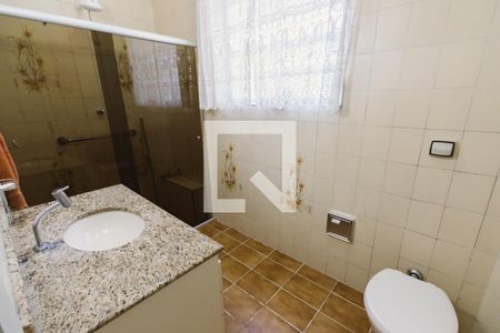 Apartamento para alugar com 110m², 3 quartos e sem vagaBanheiro