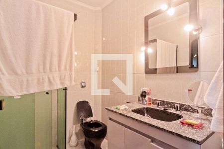 Casa à venda com 530m², 4 quartos e 6 vagasBanheiro da Suíte 1