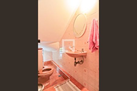 Casa à venda com 530m², 4 quartos e 6 vagasEdícula - Lavabo