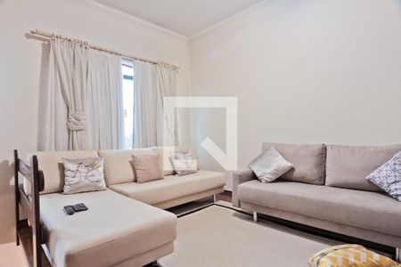 Casa à venda com 530m², 4 quartos e 6 vagasHall