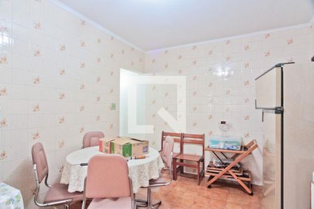 Casa à venda com 530m², 4 quartos e 6 vagasEdícula - Cozinha