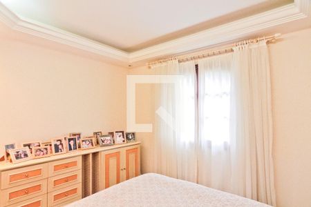 Casa à venda com 530m², 4 quartos e 6 vagasSuíte 2