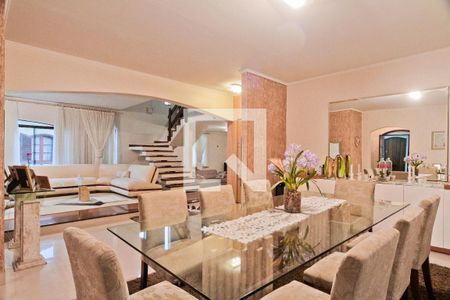 Sala de casa à venda com 4 quartos, 530m² em São Domingos, São Paulo