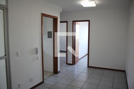 Sala de apartamento para alugar com 4 quartos, 65m² em Monte Castelo, Contagem