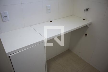Apartamento para alugar com 65m², 4 quartos e 1 vagaÁrea de Serviço