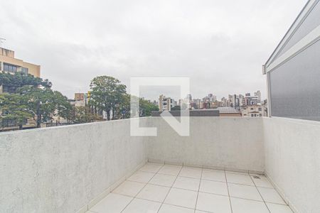 Varanda  de kitnet/studio para alugar com 1 quarto, 31m² em Alto da Glória, Curitiba