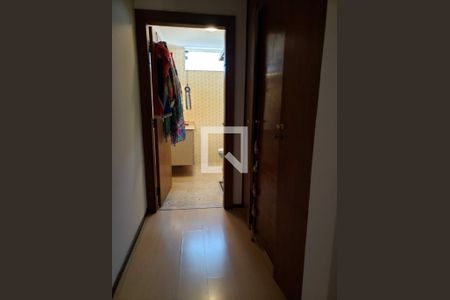 Casa à venda com 450m², 4 quartos e 8 vagas