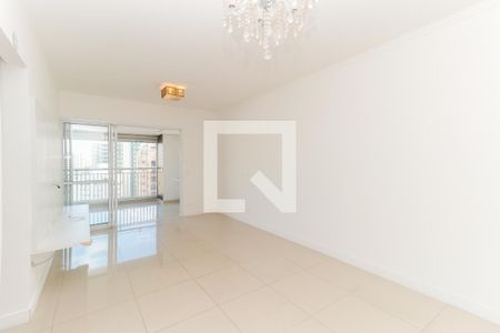 Sala de apartamento para alugar com 3 quartos, 115m² em Chácara Inglesa, São Paulo