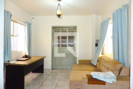Sala de casa para alugar com 3 quartos, 160m² em Trindade, Florianópolis