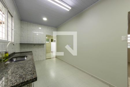 Casa para alugar com 110m², 2 quartos e 1 vaga Casa para alugar com 110m², 2 quartos e 1 vagaCozinha