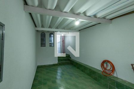 Casa para alugar com 110m², 2 quartos e 1 vaga Casa para alugar com 110m², 2 quartos e 1 vagaGaragem