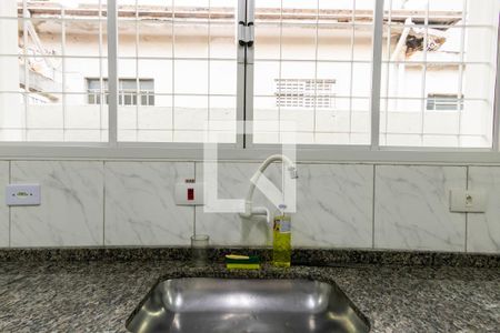 Casa para alugar com 110m², 2 quartos e 1 vaga Casa para alugar com 110m², 2 quartos e 1 vagaCozinha