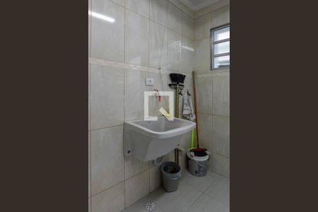 Casa para alugar com 110m², 2 quartos e 1 vaga Casa para alugar com 110m², 2 quartos e 1 vagaÁrea de Serviço