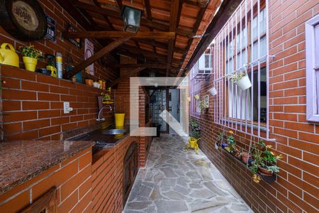 Casa à venda com 190m², 5 quartos e 3 vagasChurrasqueira