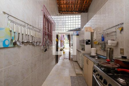 Casa à venda com 190m², 5 quartos e 3 vagasCozinha da Churrasqueira