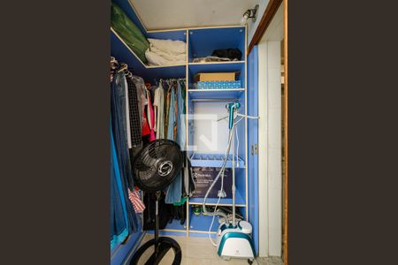 Casa à venda com 190m², 5 quartos e 3 vagasQuarto Suíte Closet