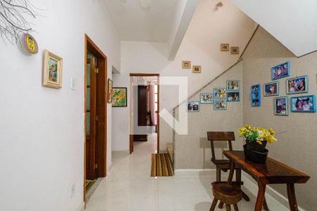 Corredor de casa à venda com 5 quartos, 190m² em Grajaú, Rio de Janeiro