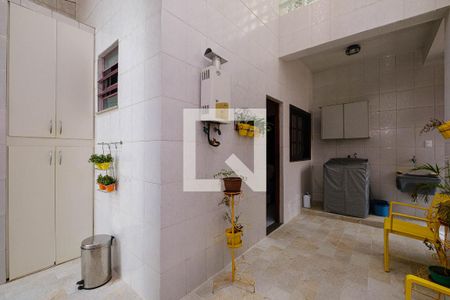 Casa à venda com 190m², 5 quartos e 3 vagasÁrea de Serviço