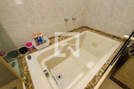 Casa à venda com 190m², 5 quartos e 3 vagasBanheiro Social 1