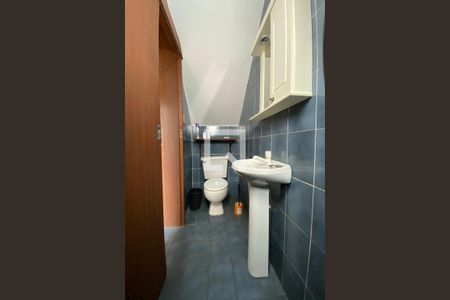 Casa à venda com 430m², 5 quartos e 5 vagasBanheiro de Serviço