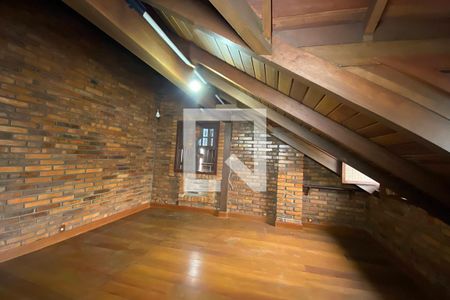 Casa à venda com 430m², 5 quartos e 5 vagasQuarto 2 