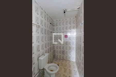 Casa para alugar com 30m², 1 quarto e sem vaga Casa para alugar com 30m², 1 quarto e sem vagaBanheiro