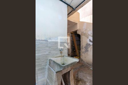 Casa para alugar com 30m², 1 quarto e sem vaga Casa para alugar com 30m², 1 quarto e sem vagaLavanderia