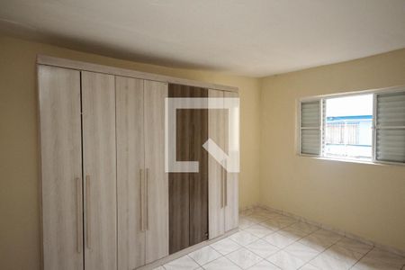 Casa para alugar com 70m², 2 quartos e sem vaga Casa para alugar com 70m², 2 quartos e sem vagaQuarto
