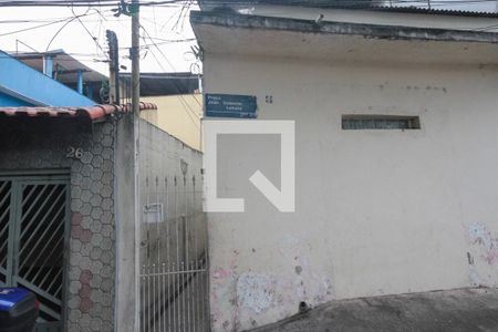 Casa para alugar com 70m², 2 quartos e sem vaga Casa para alugar com 70m², 2 quartos e sem vagaFachada