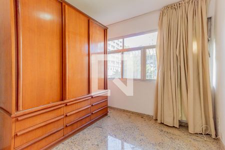 Quarto 1 de apartamento à venda com 2 quartos, 70m² em Laranjeiras, Rio de Janeiro