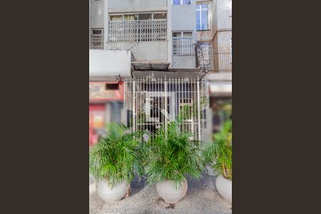 Apartamento à venda com 70m², 2 quartos e sem vagaFachada e portaria