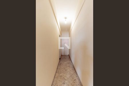 Apartamento à venda com 70m², 2 quartos e sem vagaCorredor