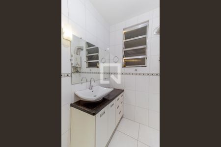 Apartamento à venda com 70m², 2 quartos e sem vagaBanheiro Social