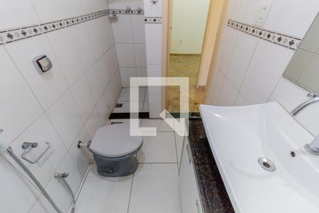 Apartamento à venda com 70m², 2 quartos e sem vagaBanheiro Social