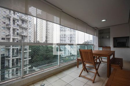 Varanda de apartamento à venda com 2 quartos, 114m² em Parque do Morumbi, São Paulo