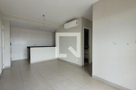 Sala de apartamento para alugar com 3 quartos, 68m² em Parque Industrial Lagoinha, Ribeirão Preto