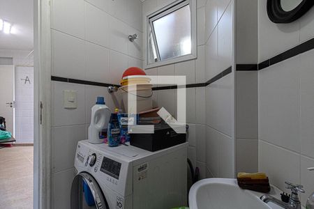 Casa de condomínio à venda com 149m², 3 quartos e 3 vagas Casa de condomínio à venda com 149m², 3 quartos e 3 vagaslavabo na área de serviço