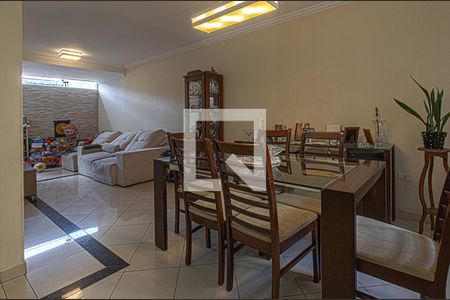 Casa de condomínio à venda com 149m², 3 quartos e 3 vagas Casa de condomínio à venda com 149m², 3 quartos e 3 vagassala de jantar