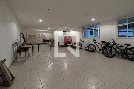 Casa de condomínio à venda com 149m², 3 quartos e 3 vagas Casa de condomínio à venda com 149m², 3 quartos e 3 vagassalão reservado para ginastica e festas